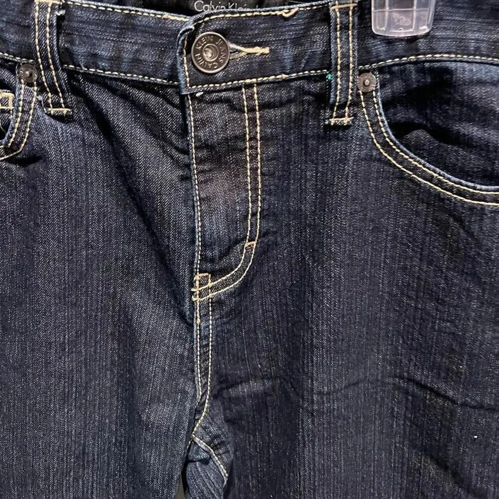 Calvin‎ Klein dark wash skinny jeans with contrast stitching size 30/10